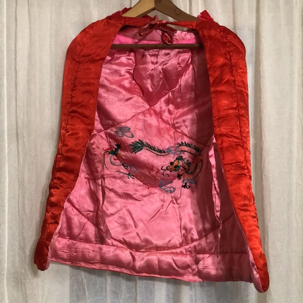 Kids Vintage Red Satin Reversible Embroidered Dragon Cape Hooded Cloak Poncho Sm